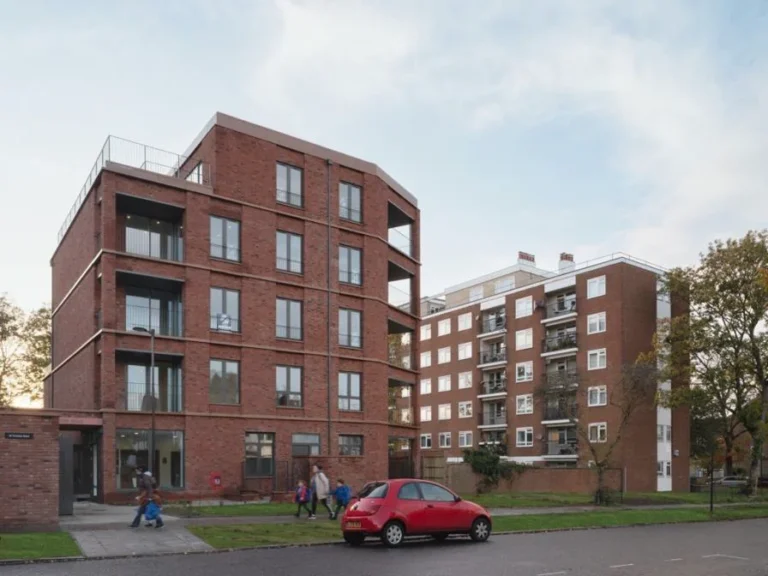 Hydethorpe Road Featured